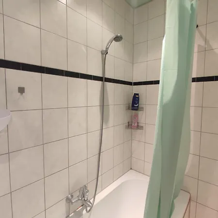 Daire Near Station Kelkheim