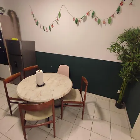 Lejlighed Near Station