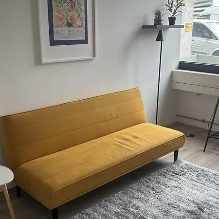 Near Station Apartamento *