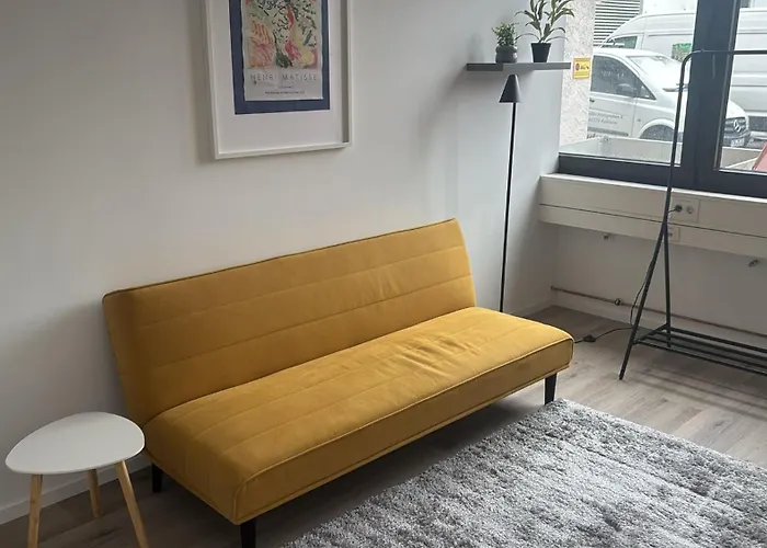 Near Station Apartamento *